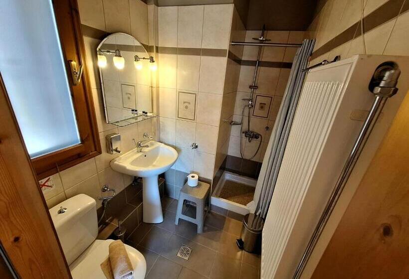 اتاق عادی, Skourgias Rooms