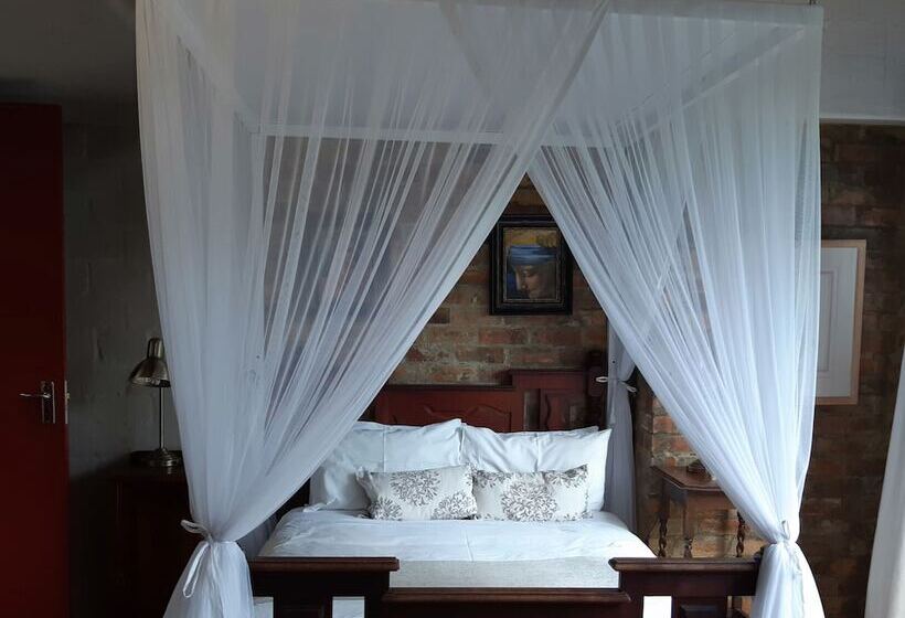 침실 1개 아파트, Hornbill House