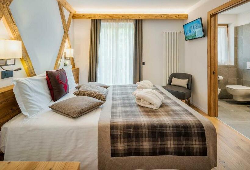 带阳台的豪华间, Camina Suite And Spa