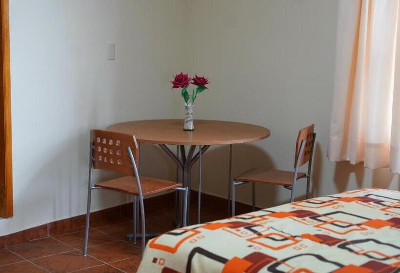 スタンダードルーム, Posada Castillo Panteon Ingles