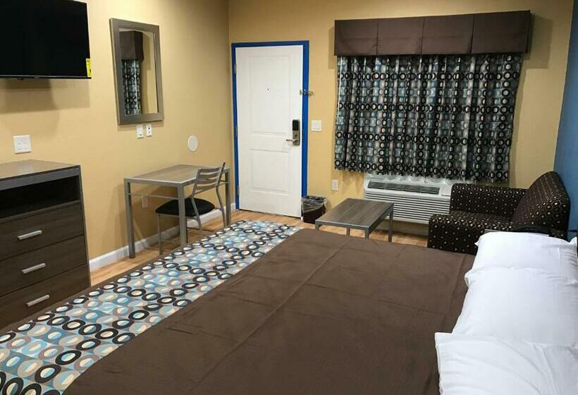 Номер Deluxe Кровать Кинг, Deluxe Inn & Suites   Baytown