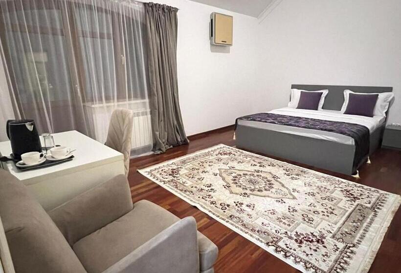 اتاق استاندارد, Five Villas