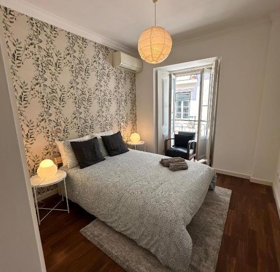 اتاق لوکس با بالکن, Baixa Chiado Luxury Bedrooms