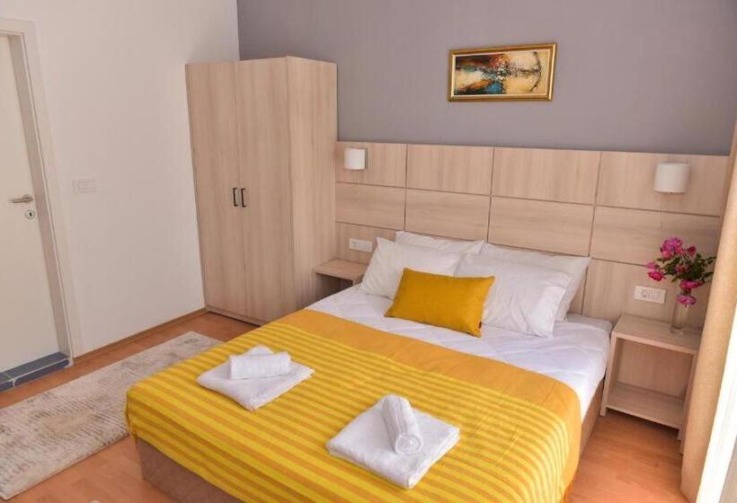 اتاق استاندارد با تخت بزرگ, Villa Milenium