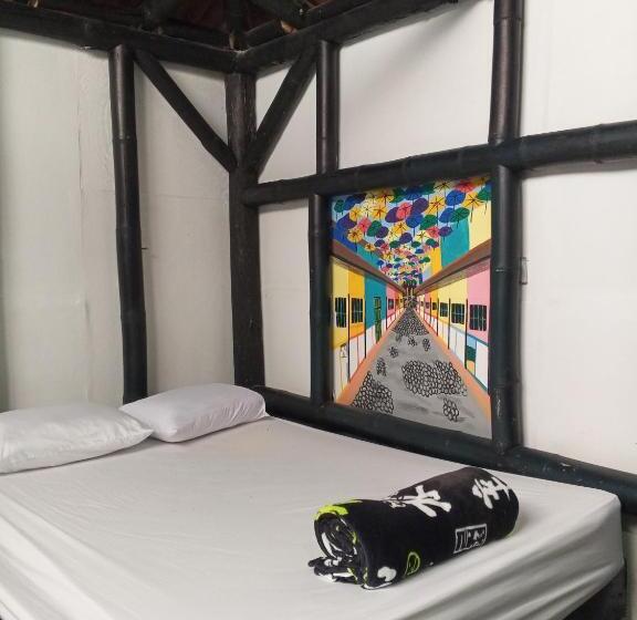 Aile Odası, Colors Fantasy Guatape Backpackers And Travellers