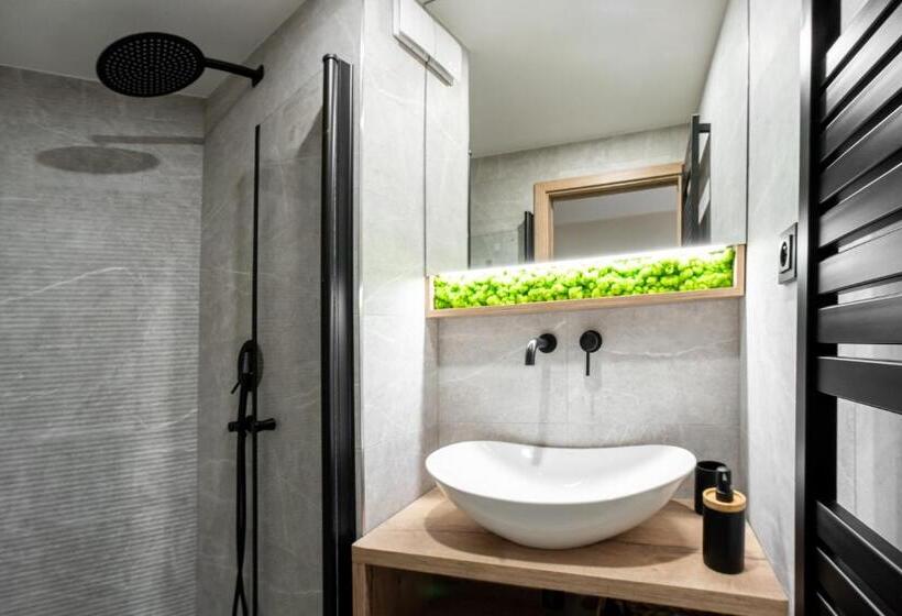 آپارتمان لوکس 1 خوابه, White Wolf Boutique Apartments