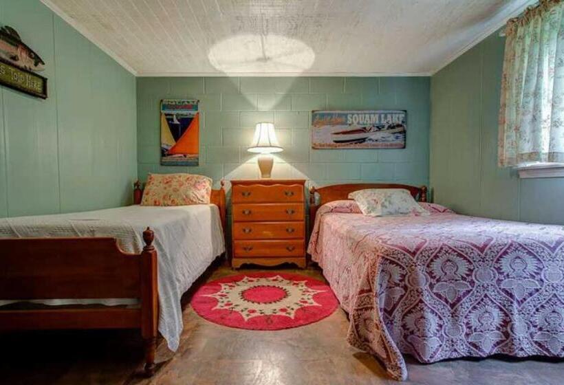 Люкс 2 Спальни, Cottage Place On Squam Lake   Suites