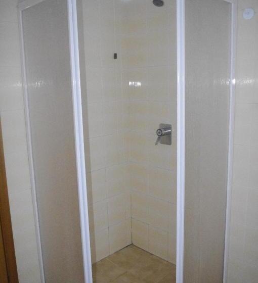 2 Bedroom Family Apartment with Views, Agriturismo Campo Del Monte