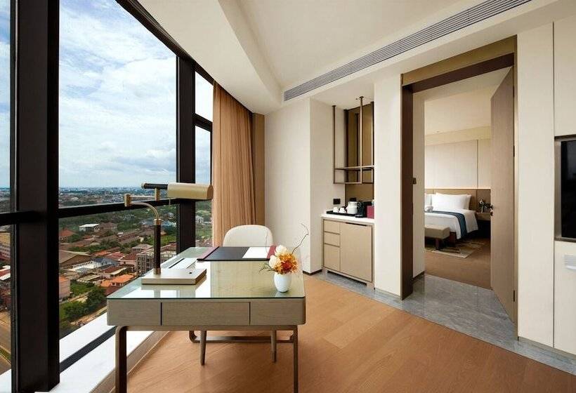 سوییت لوکس, Latsavong Wanda Vista Vientiane