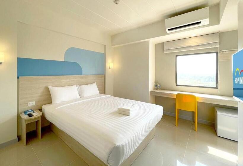 اتاق استاندارد با بالکن, Hop Inn Ayutthaya