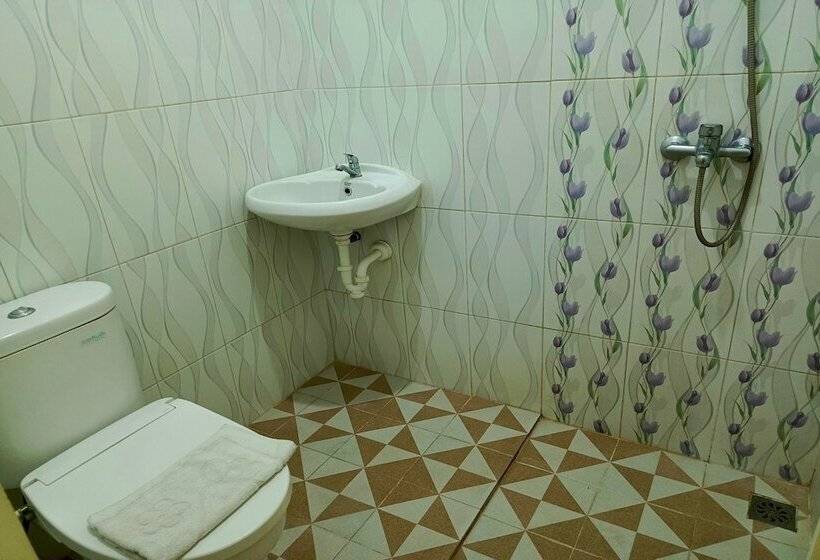 اتاق خانوادگی, Adisa Homestay