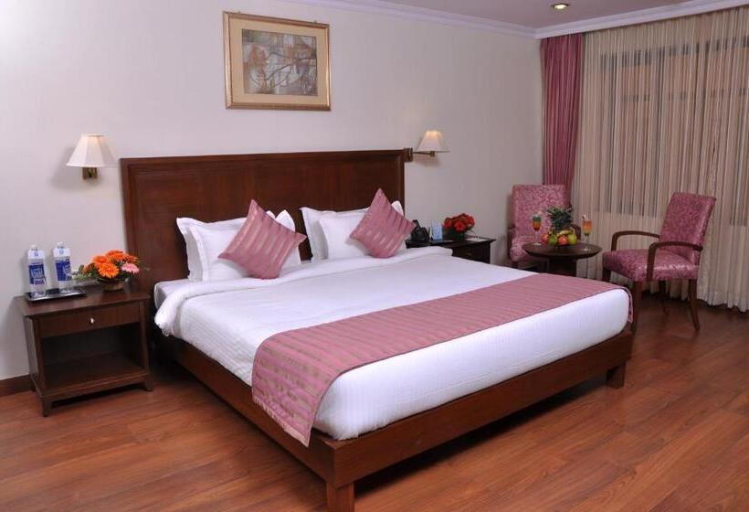 Президентский Люкс, Le Lac Sarovar Portico Ranchi