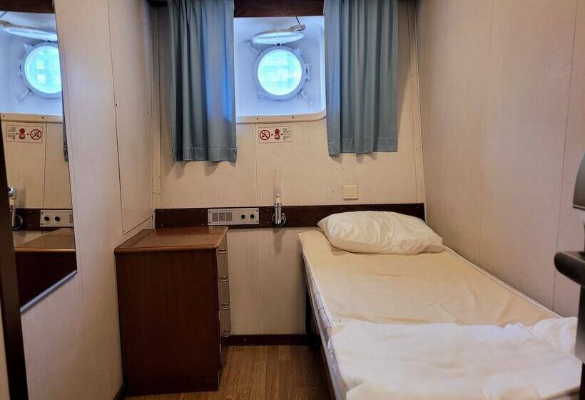 스탠다드 싱글 룸, Laivahostel S/s Bore