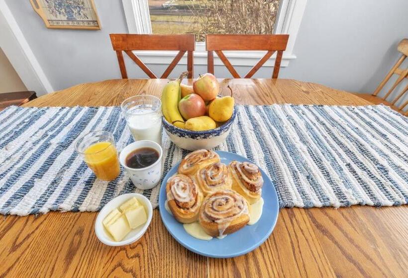 Номер Deluxe Кровать Кинг, The Dawdy Haus Bed And Breakfast