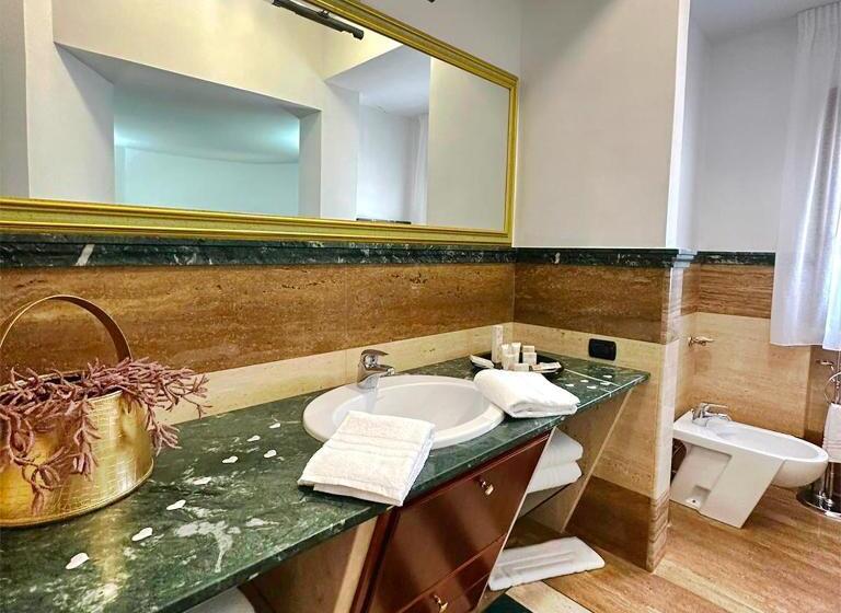 اتاق لوکس با چشم‌انداز دریا, Elimar Villa & Pool