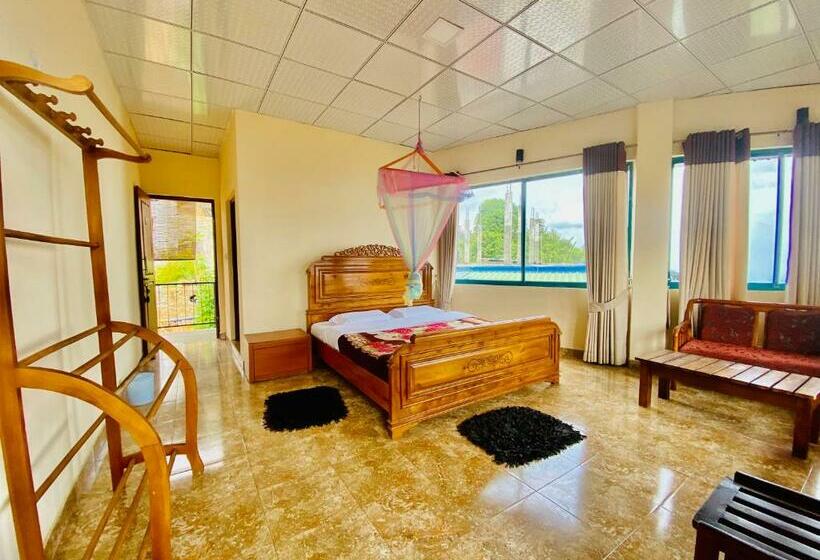 Номер Deluxe с Балконом, Sri Lak Residence