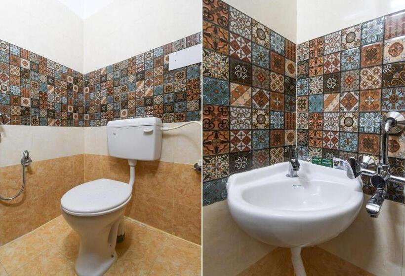اتاق کلاسیک سه تخته, Fabhotel Airport Residency I
