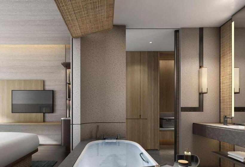 اتاق لوکس با تخت بزرگ, Zhuhai Dong Ao Island Marriott Resort And Spa