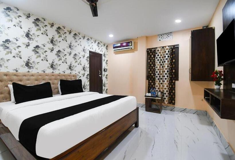 اتاق کلاسیک سه تخته, Oyo Hotel Silver Star