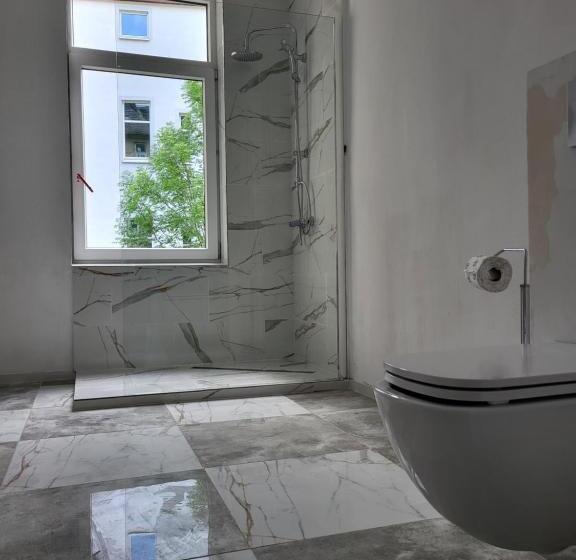 Номер Стандарт Трехместный, Volkshaus Hbf Wg & Serviced Apartments