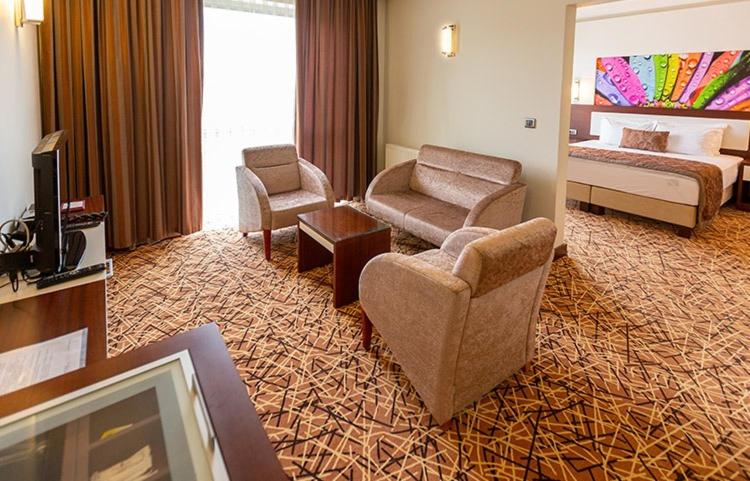 标准间, Otel Eli̇f