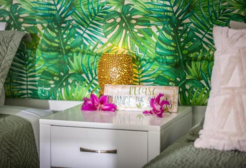 غرفة قياسية, El Encuentro Surf Lodge