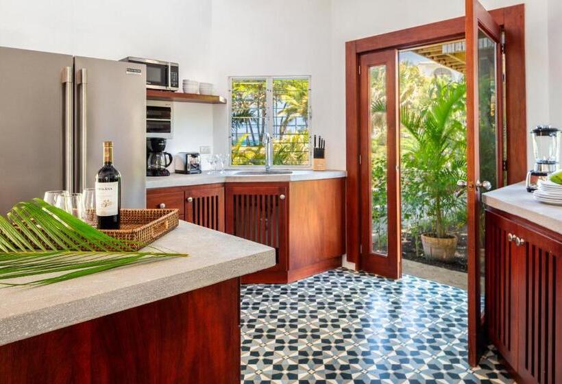 بنجلو سوبيريور, El Encuentro Surf Lodge