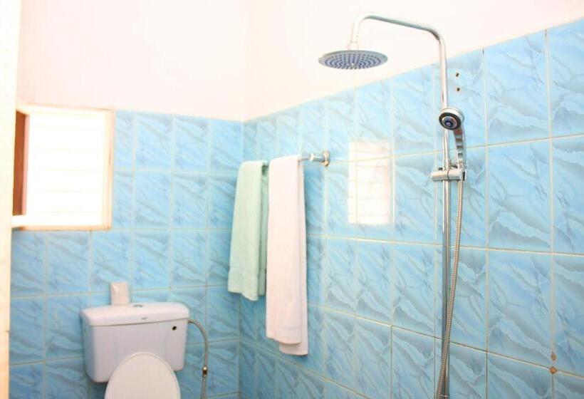 اتاق لوکس, Bilkon Hotel Jinja