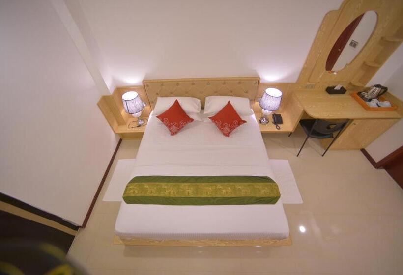 اتاق لوکس با تخت بزرگ, Hathaa Beach Maldives