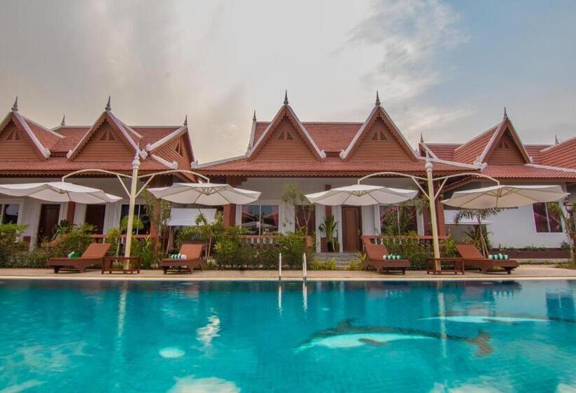 سوییت اجرایی, Ravorn Villa Boutique