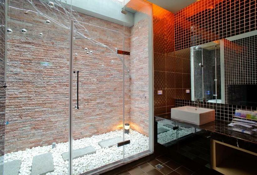 اتاق لوکس, Zhen 13 Villa Motel