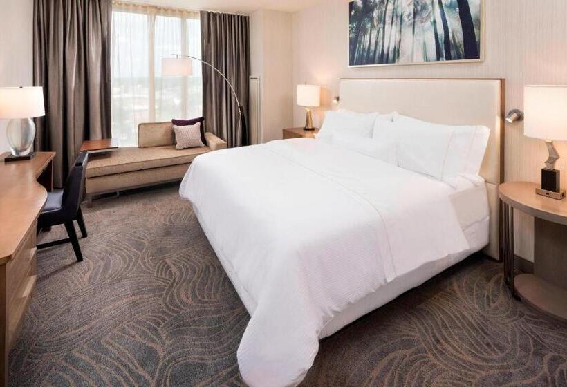 Номер Executive Кровать Кинг, The Westin Jackson