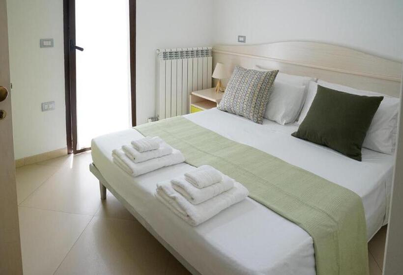标准间带阳台, B&b Sara