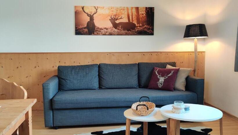 Апартаменты 1 Спальня с Балконом, Zomm In Seefeld