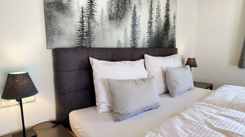 اتاق لوکس با بالکن, Zomm In Seefeld
