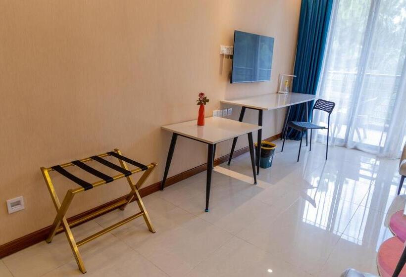 سوئیت با تخت بزرگ, Harmony Hotel Kampala