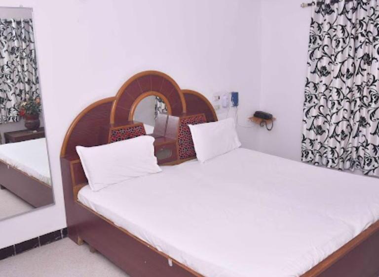 اتاق لوکس, Gangaram & Guest House Bhuj