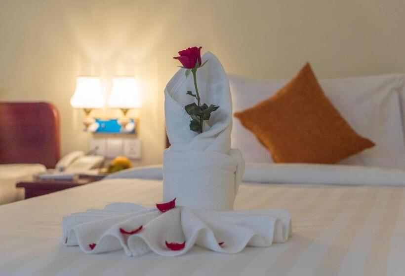 Deluxe Room, Centrana