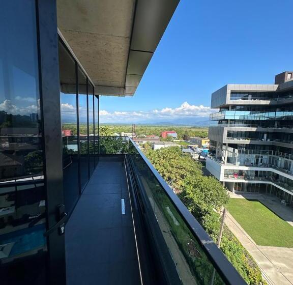 اتاق استاندارد چهار تخته, Georgia