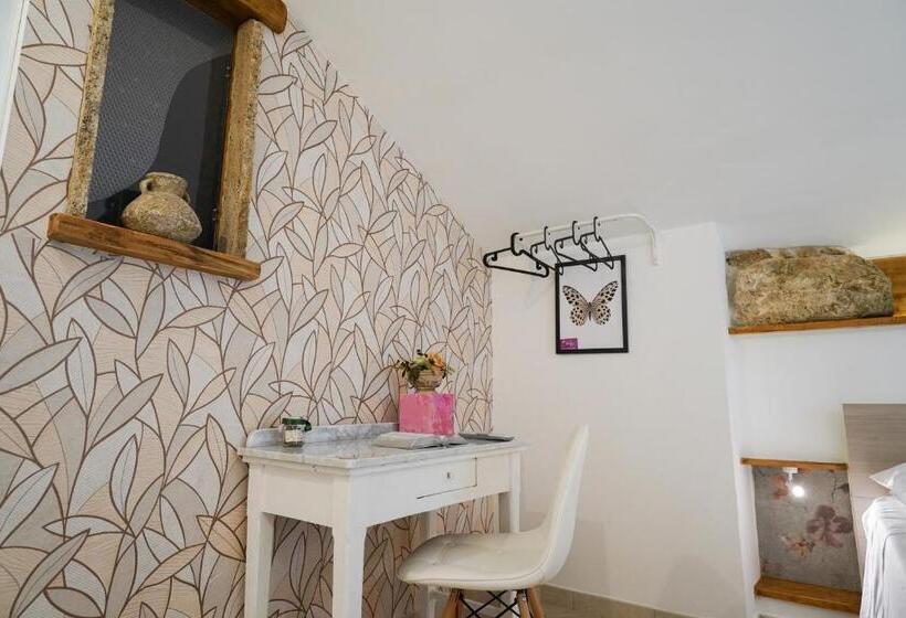 Номер Стандарт, Giuly Home B&b