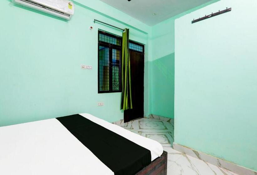 اتاق لوکس سه تخته, Spot On Hotel Ar Complex