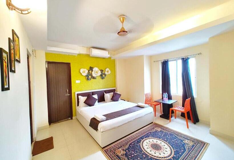 Номер Deluxe Кровать Кинг, Grg Grand Resort Puri Sea View Room   With Spacious And Luxury Room   Lift And Parking Facilities Wi