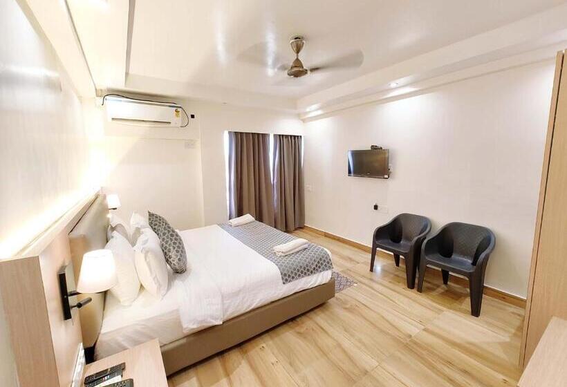Четырехместный Номер Superior, Grg Grand Resort Puri Sea View Room   With Spacious And Luxury Room   Lift And Parking Facilities Wi