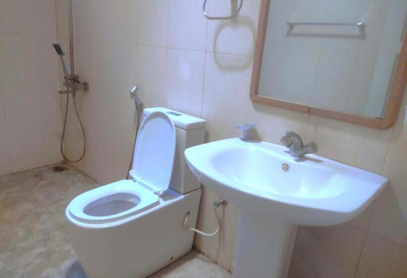 اتاق راحتی سه تخته, Yala Safari Grand