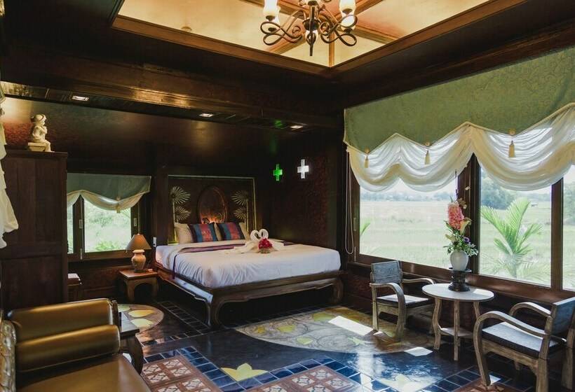 اتاق لوکس, Bantunglom Resort