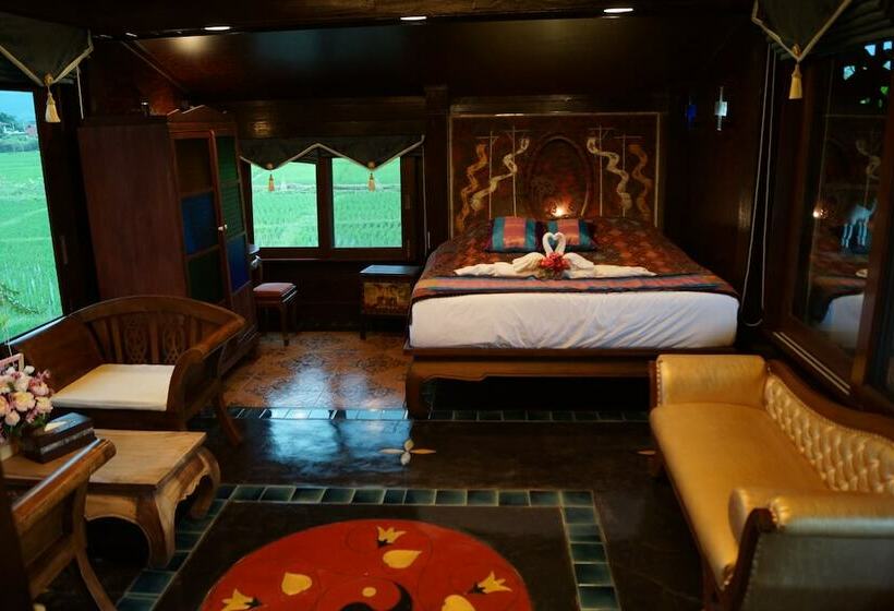 اتاق لوکس, Bantunglom Resort