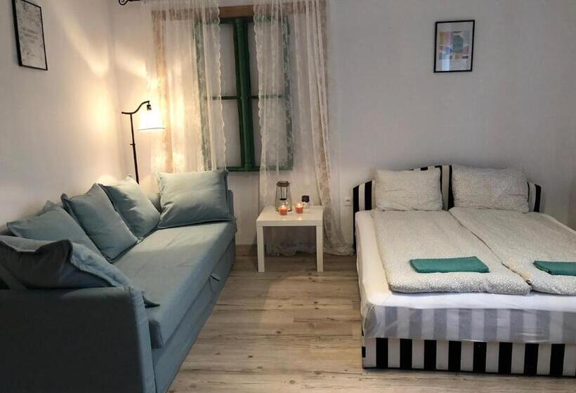Апартаменты 1 Спальня, Tulipán Villa Panzió