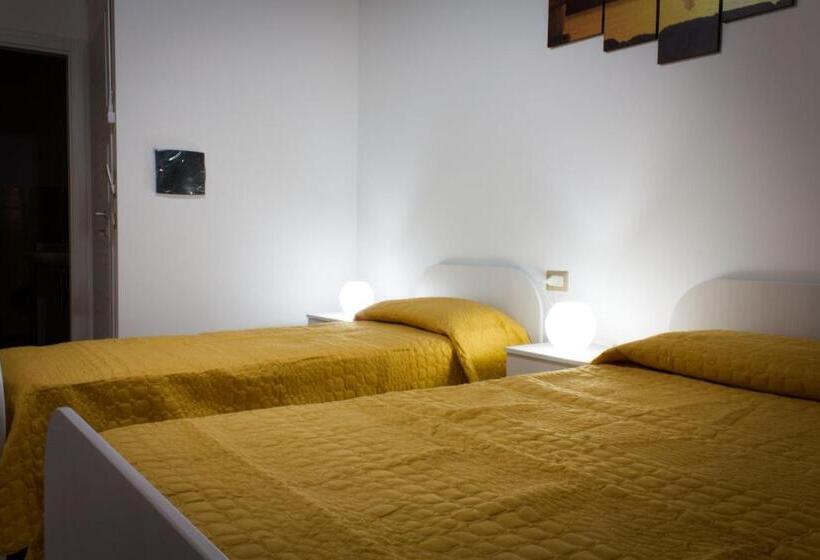 Четырехместный Номер Стандарт, B&b La Piazzetta