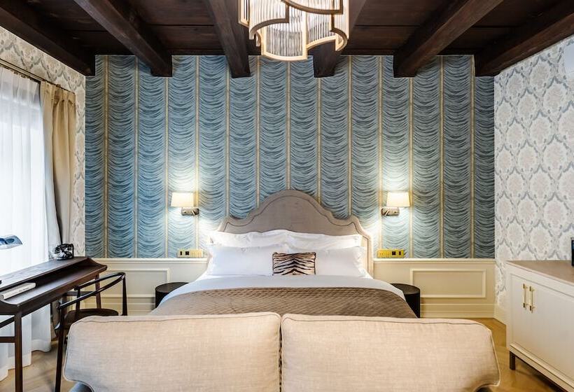 اتاق لوکس, Unicus Palace Old Town   Destigo Hotels