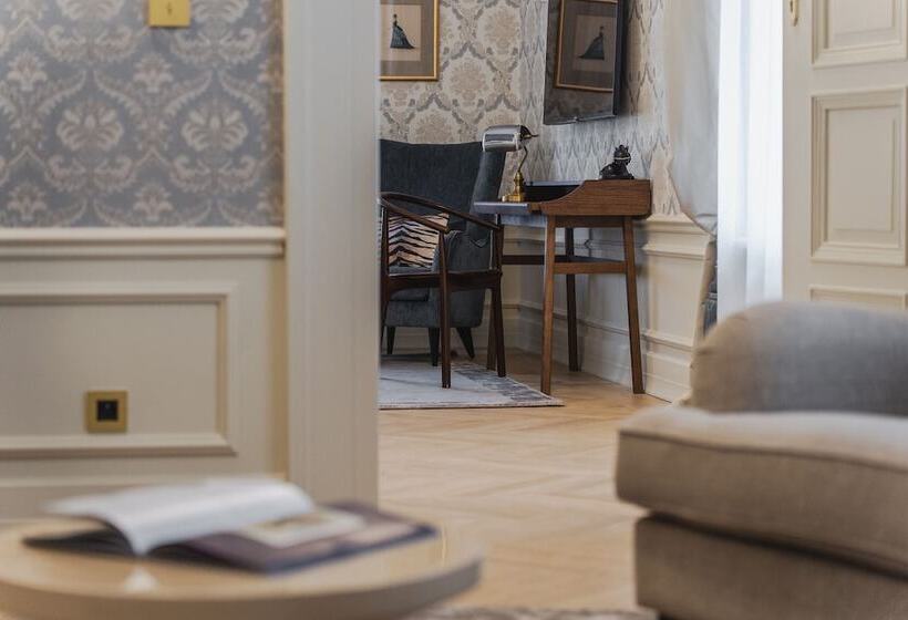 سوییت, Unicus Palace Old Town   Destigo Hotels